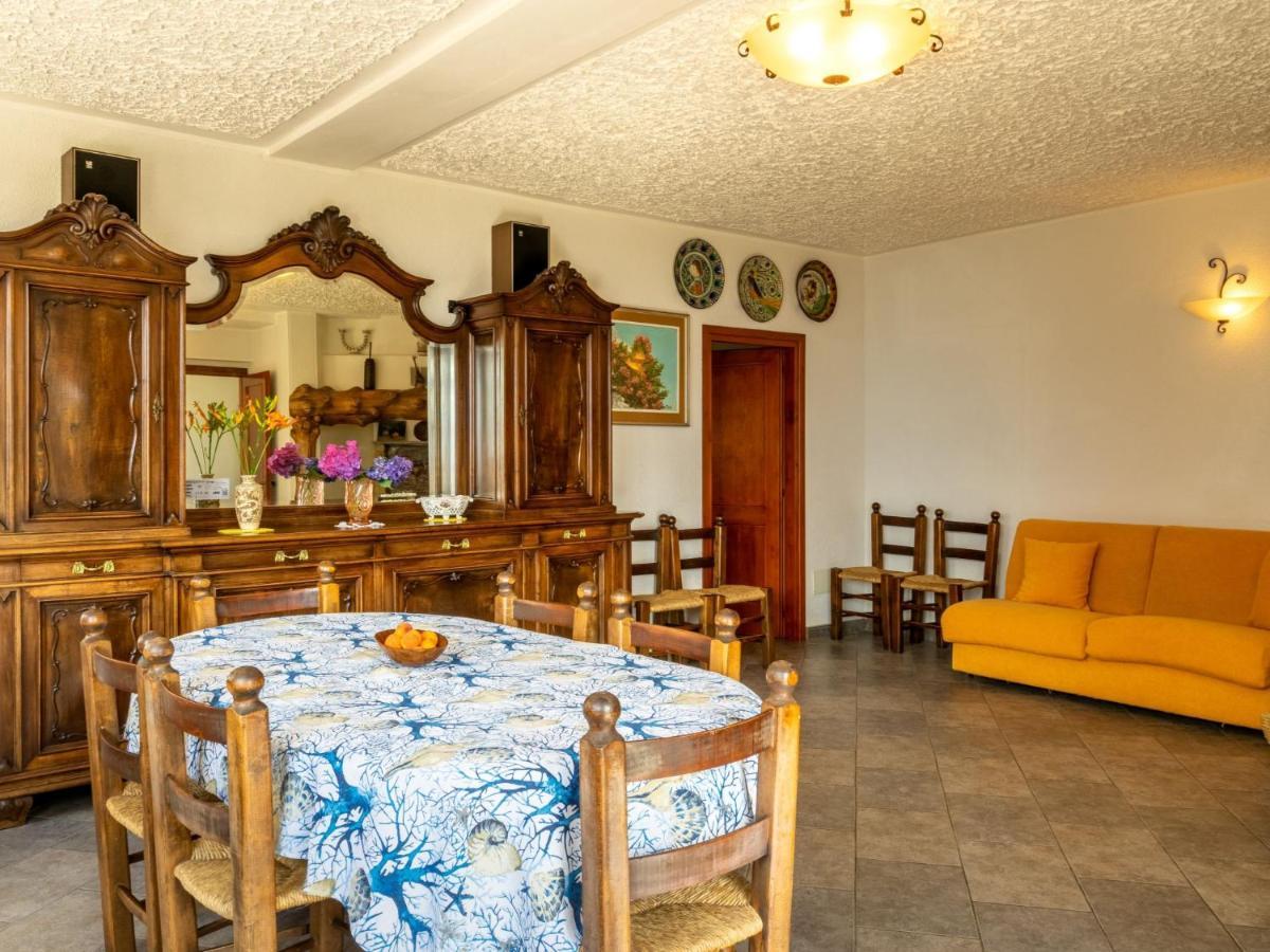Apartment Malpensata By Interhome Porto Valtravaglia Ngoại thất bức ảnh